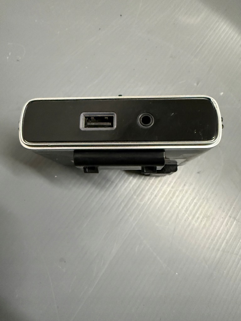 Купить Port разъём usb alfa romeo giulia 01561182090