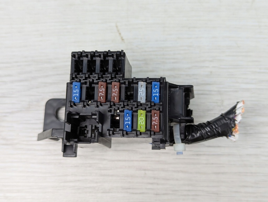 фото №1, Коробка запобіжників bsm mazda cx-3 cx3 d09w66730