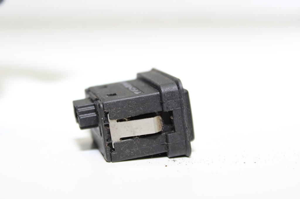 фото №6, Bmw e38 e39 кнопка переключатель стекло 8368974 стекло