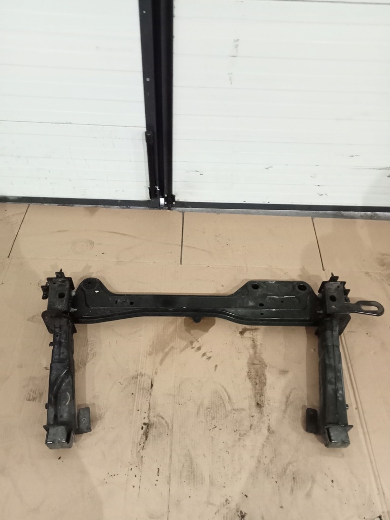 фото №1, Renualt espace v балка pod радиатор