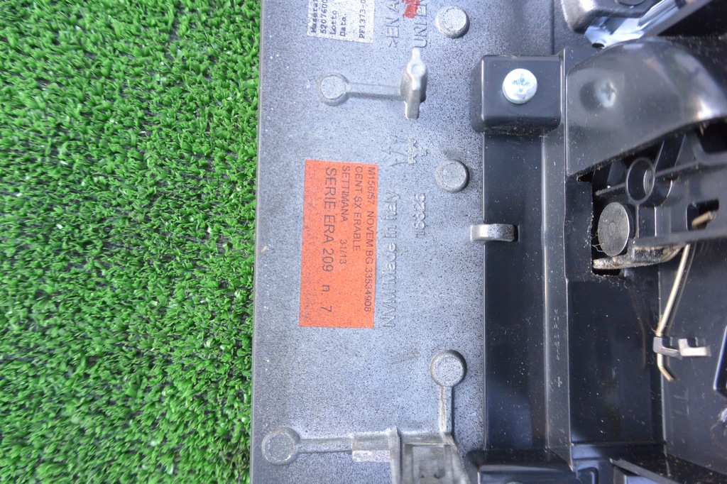 фото №13, Dekor бардачок туннель maserati quattroporte vi