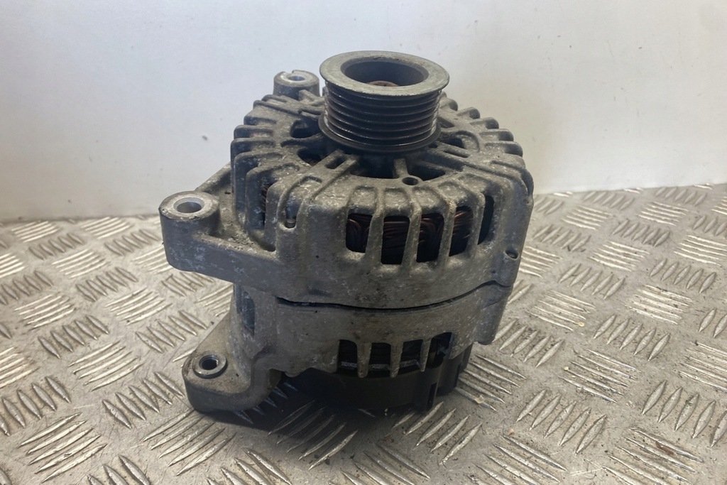 фото №6, Генератор bmw 3 e90 7805432 3.0l дизель 180kw 2010