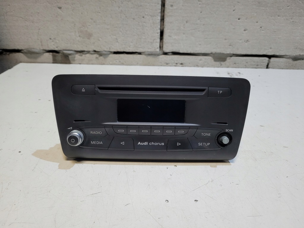 фото №1, Радіо audi chorus audi a1 8x 8x0035160a