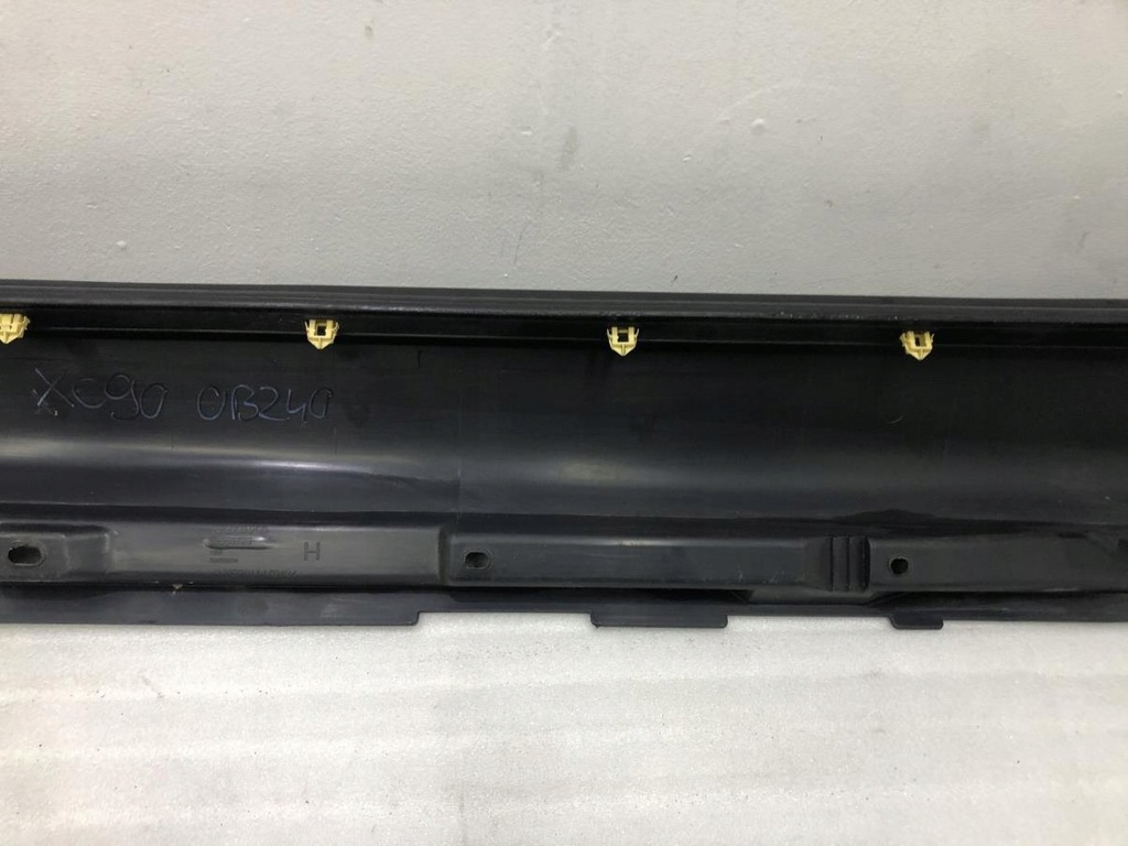 фото №13, Молдинг накладка порог правая 30653723 volvo xc90