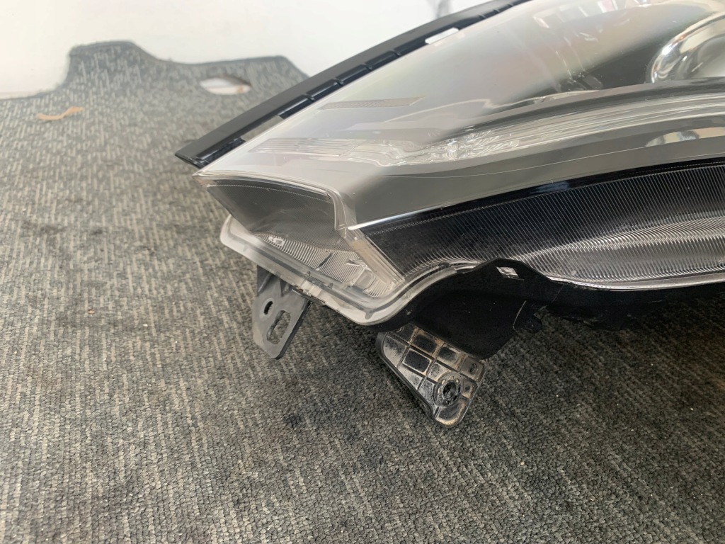 фото №11, Suzuki sx4 s-cross lift 1.0 19r лампа фара full led правый перед ory