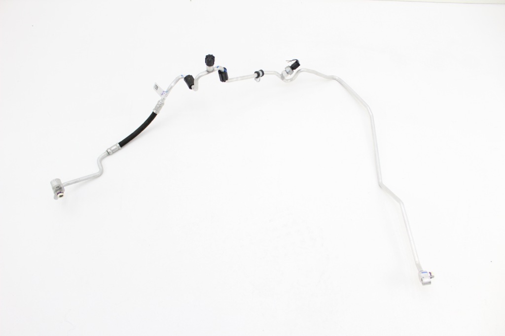 фото №1, Bmw x1 f48 шланг кондиционера 9209724-08