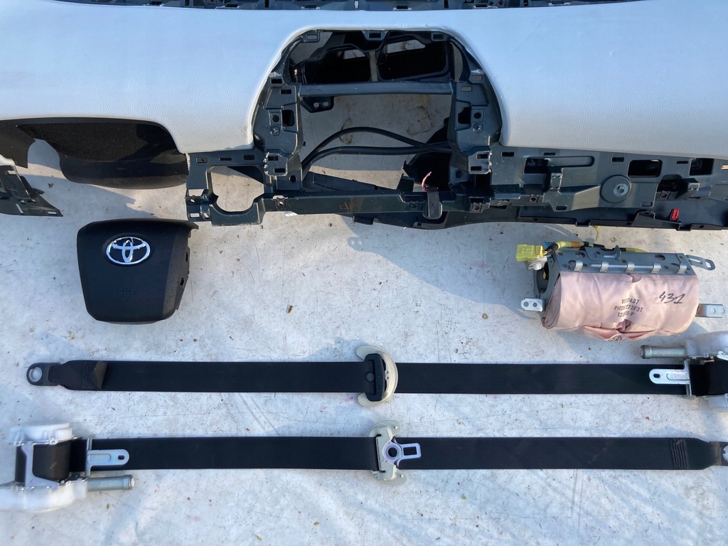 фото №5, Toyota prius 4 iv панель приладів панель приладів консоль подушки безпеки