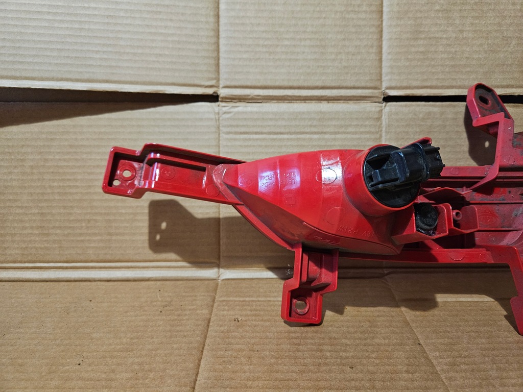 фото №7, Лампа бампера задняя противотуманная правая kia sorento iii 3