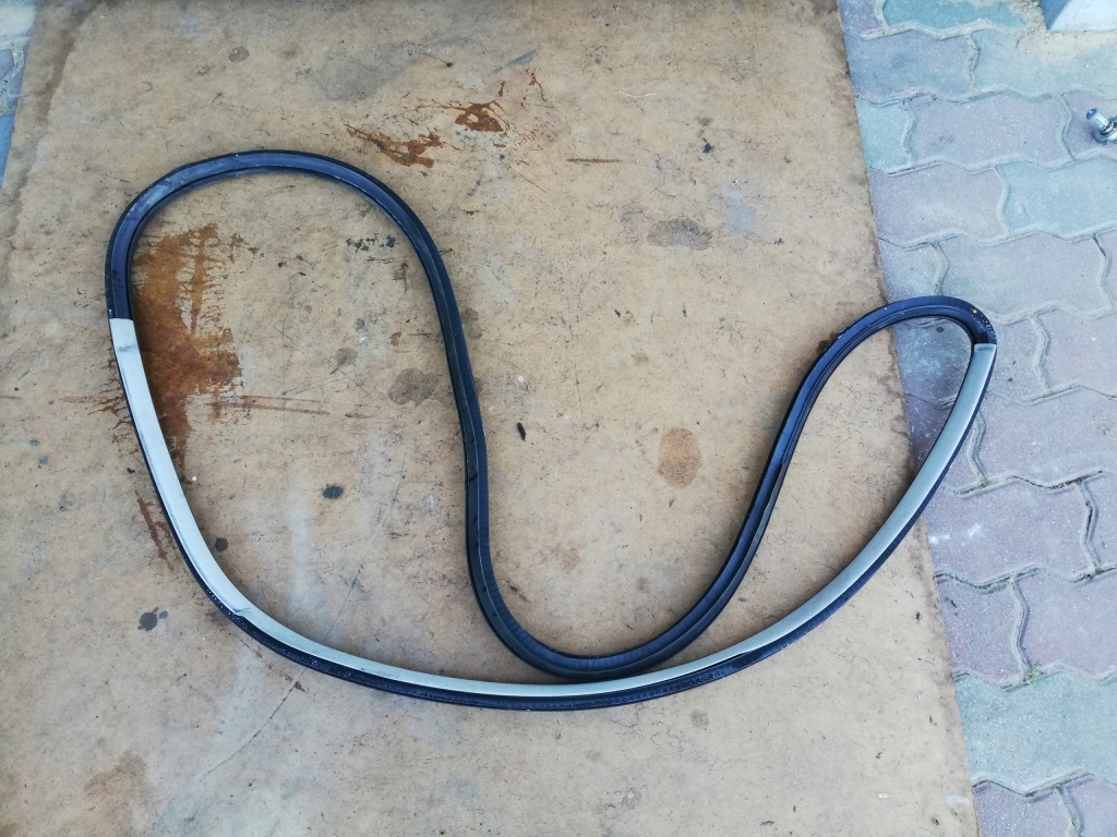 Купити Прокладка двері правий задній vw bora 98-05 golf iv