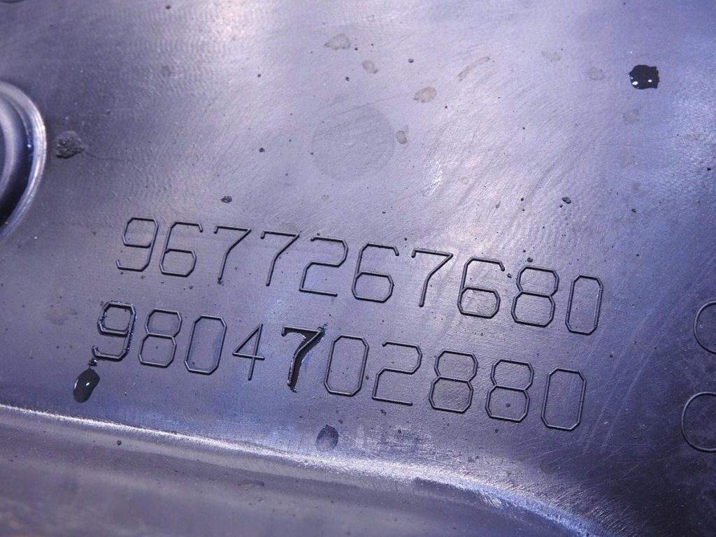 Подкрылок правый перед peugeot 308 ii 9677267680 Киев