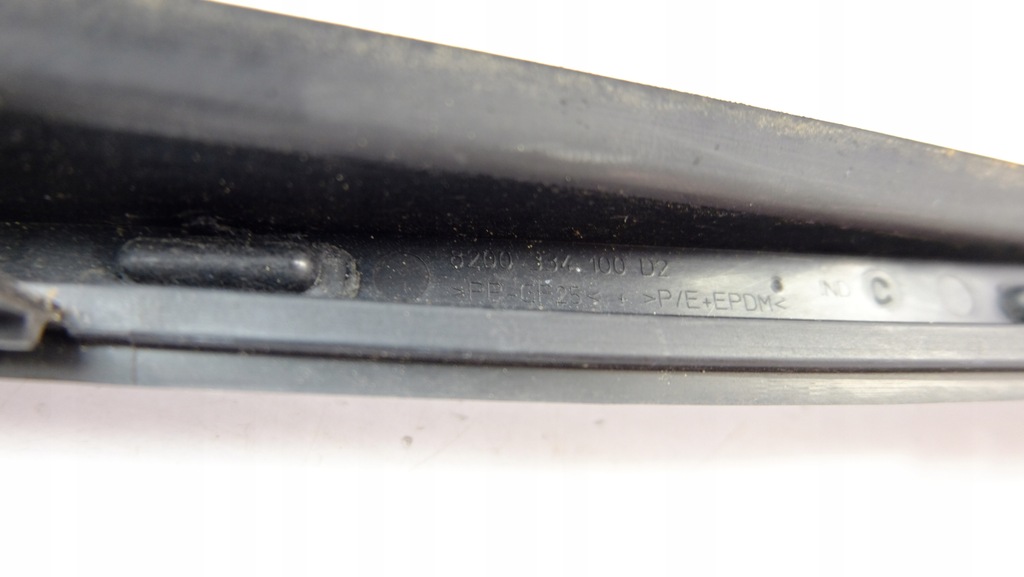 фото №8, Renault clio iii молдинг скло лобове права 8200334100