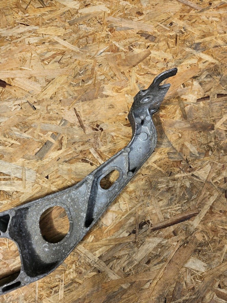 фото №6, Балка кронштейн pod бампер audi a5 lift 8k0199521q