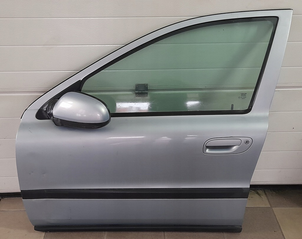 фото №1, Двері volvo s60 v70 xc70 оригінал