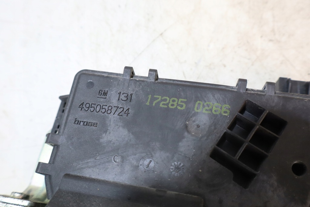 фото №4, Замок кришки багажника opel zafira b