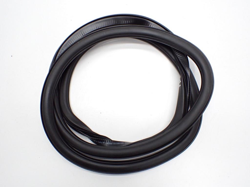 фото №1, Прокладка kar двері правий задня 11a867914b vw id4 id.4 21r