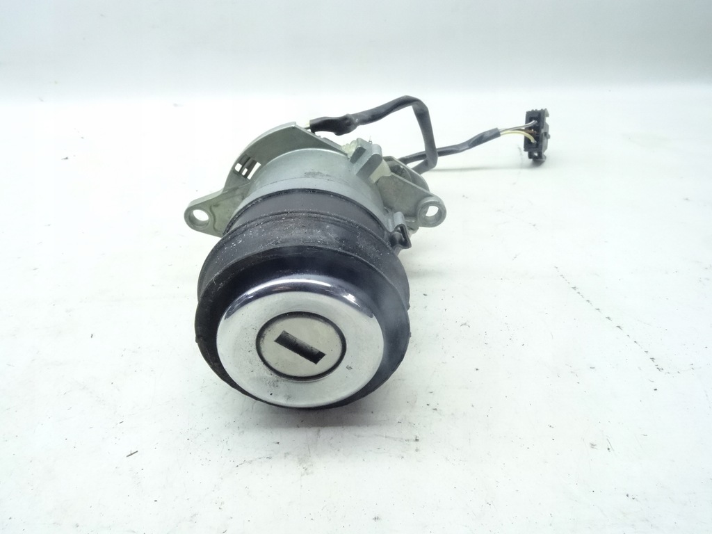 фото №8, Audi a8 d2 вкладка замок замок запалювання двері кришки доставка