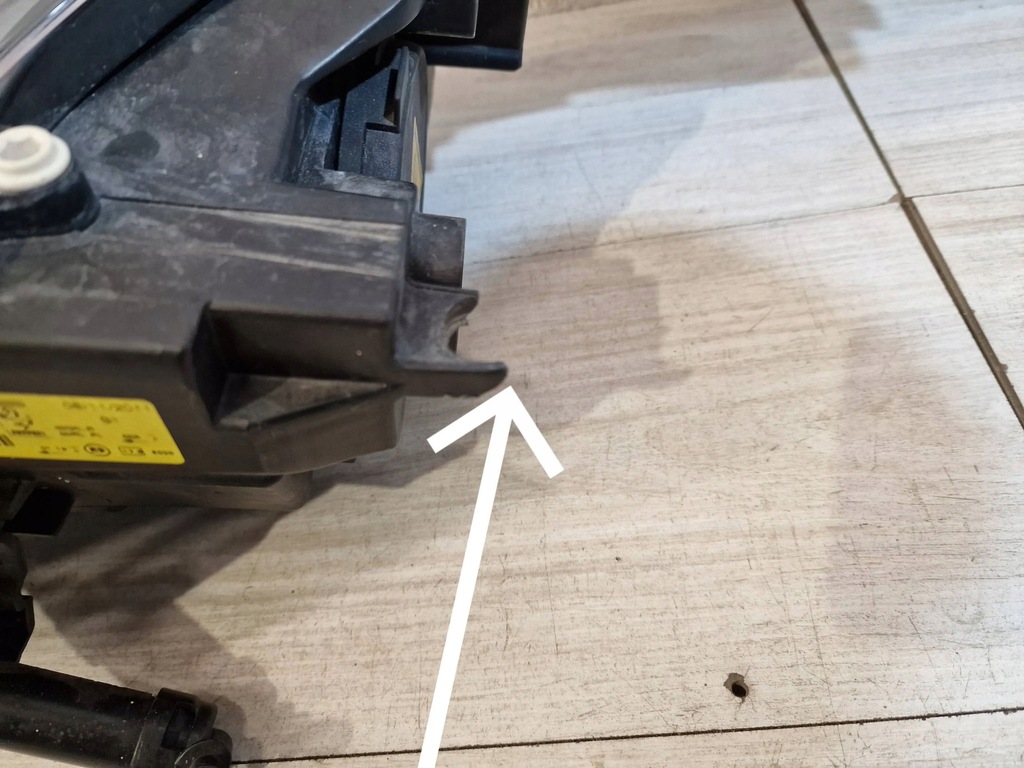 фото №7, Ferrari ff f151 11-16 ксенон+ led права лампа eu