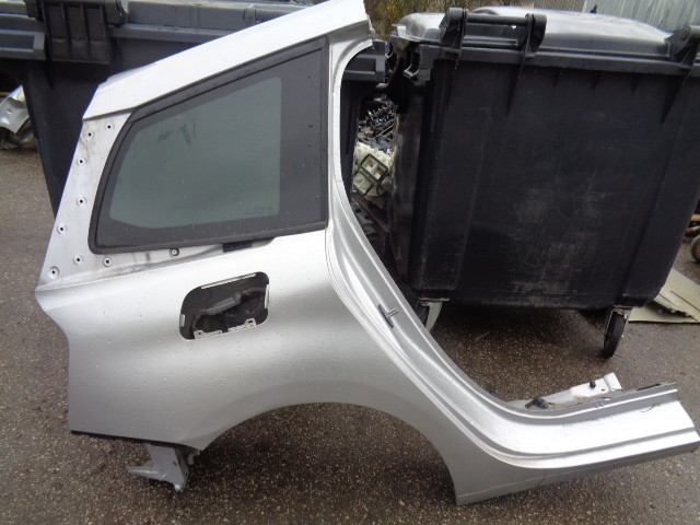 фото №1, Citroen c4 grand picasso ii 2 крила правий задній чверть