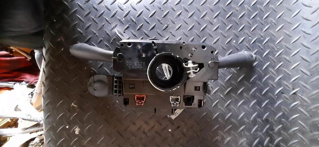 фото №8, Переключатель комбинированный citroen berlingo iii 98062257xt