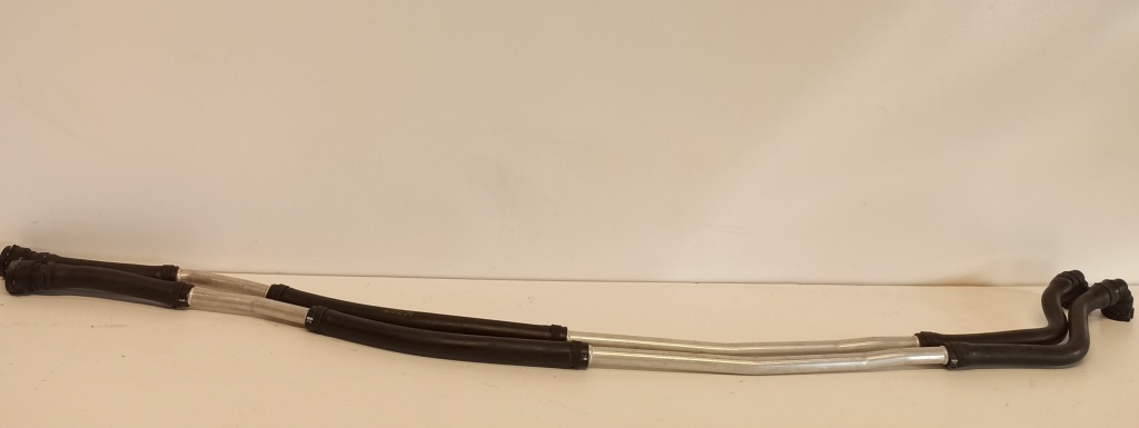 фото №1, Seat leon iv труба пабтрубок  воды 5q0819885b 1.4 hybrid