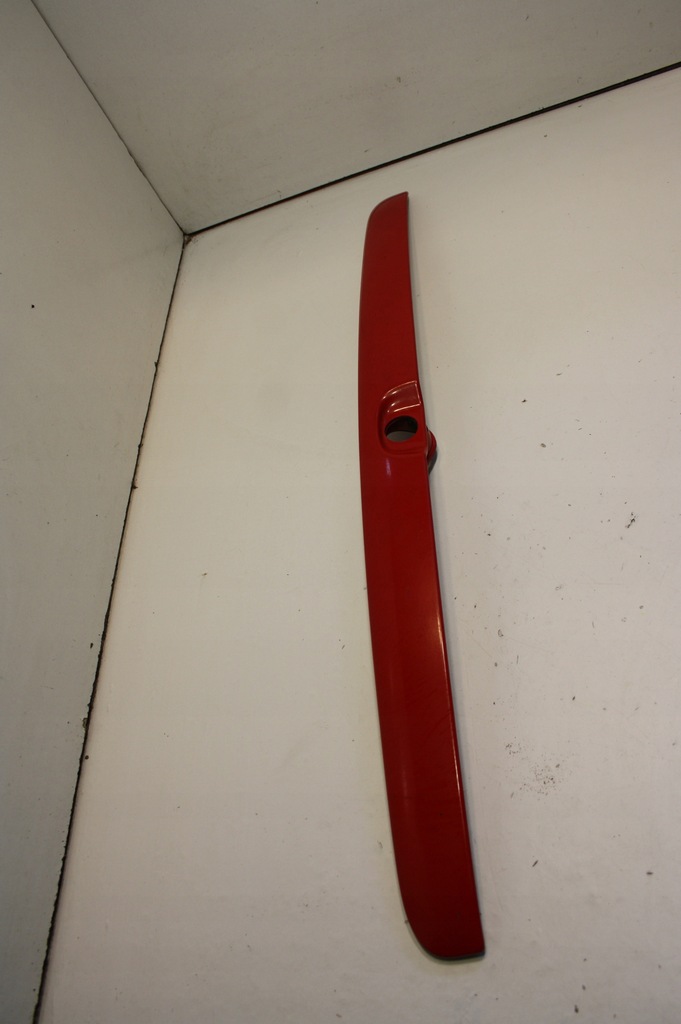 фото №1, Opel vectra c sedan накладка кришки багажника