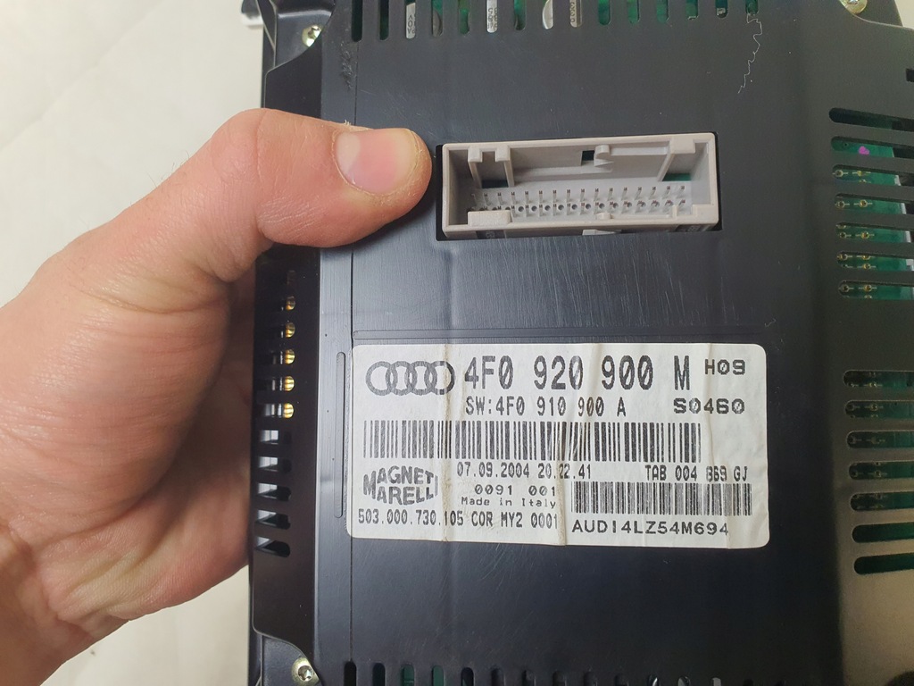 фото №6, Лічильник прилади audi оригінальний номер 4f0920900m