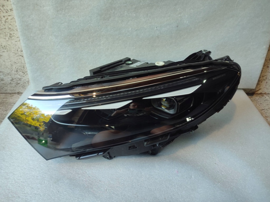 фото №1, Mercedes eqs suv a2969062502 лампа левый перед