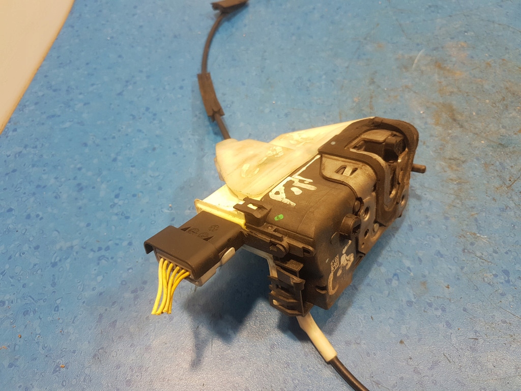 фото №5, Citroen c5 ii x7 замок дверь перед правый