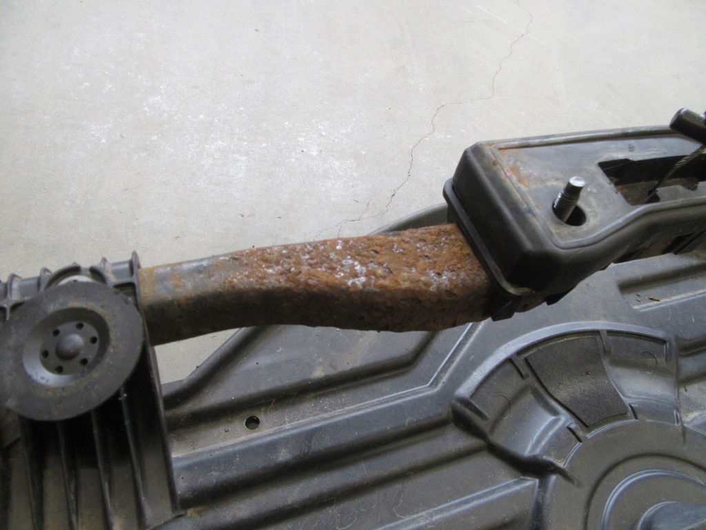 фото №5, Кронштейн колеса запасного bmw e46 compact