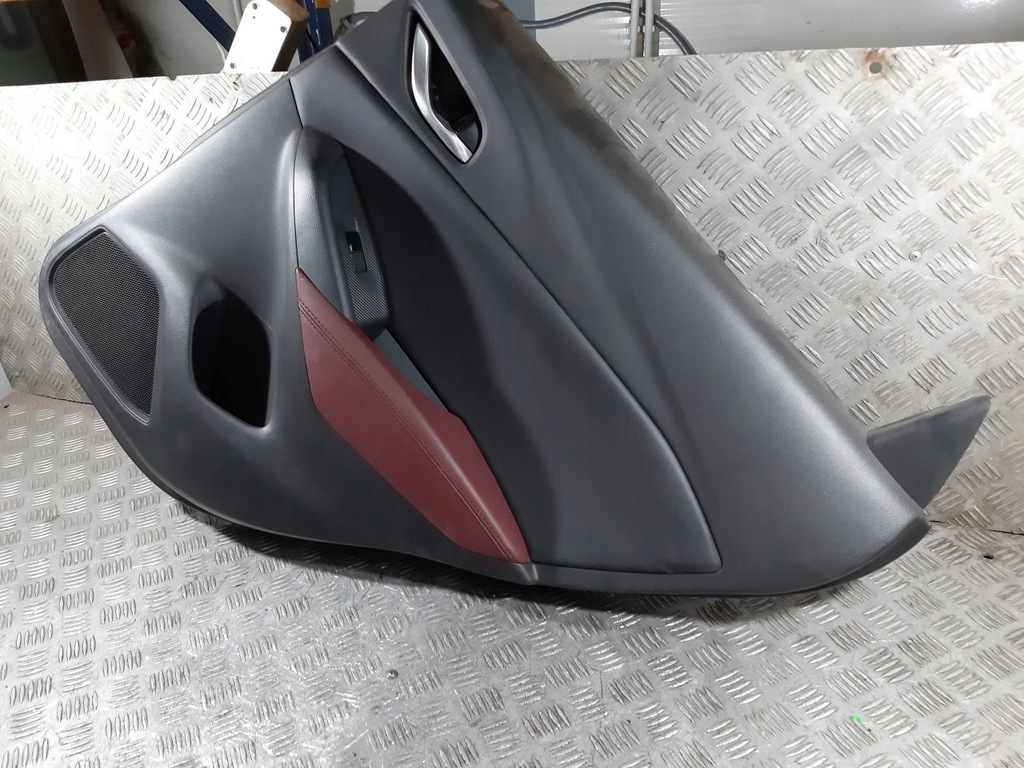 фото №7, Обшивка оббивка двері правий задня mazda cx3 d10e-68531