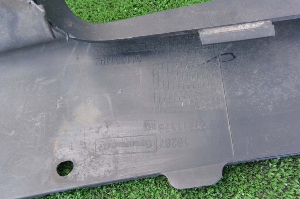 фото №9, Opel zafira c спойлер бампера задня накладка молдинг