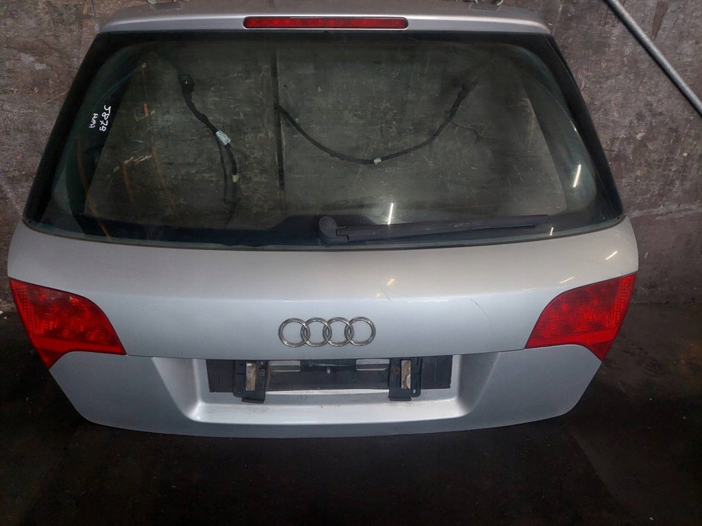 фото №10, Kompletny задняя крышка багажника багажника бампер лампы audi a4 b7 ly7w 8e0919283e