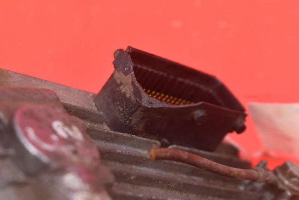 фото №10, Блок керування двигуна 55351342 opel signum 2.2 direct 155 km 03-05