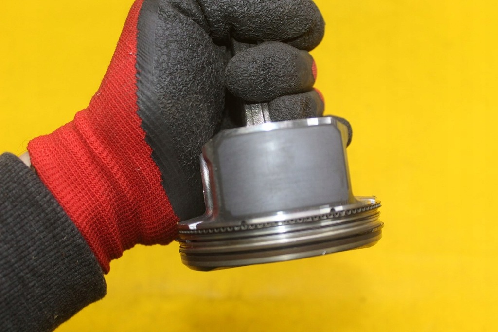 фото №5, Поршень поршни шатун шатун nissan x-trail t33 1.5 kr15 a32 6r1