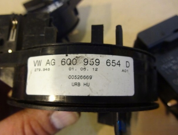 фото №11, Стрічка шлейф pod кермо volkswagen polo 6q0 959 653