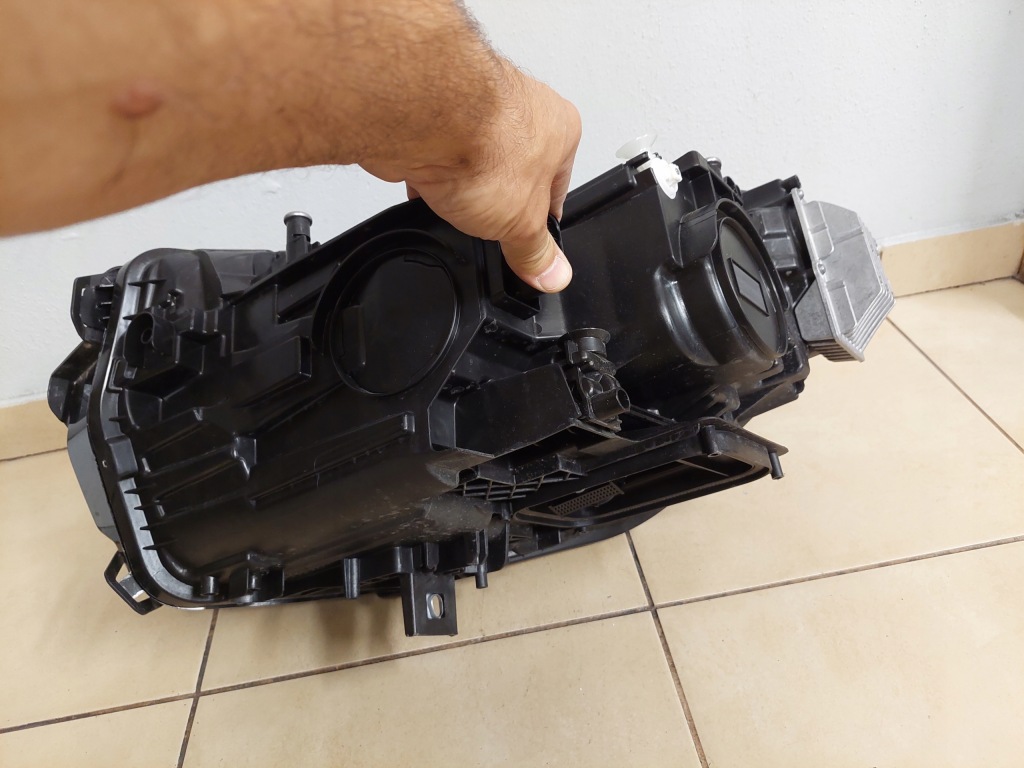 фото №4, Mercedes eqa eqb full led права