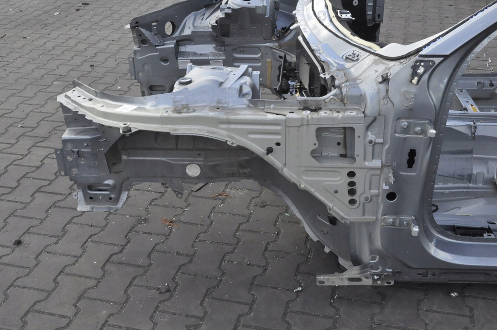 фото №1, S60 iii v60 ii чверть лівий перед лонжерон