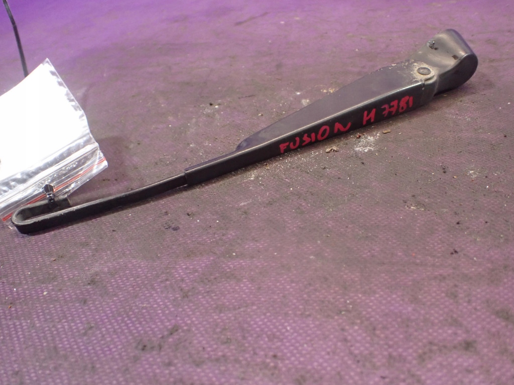 фото №1, Ford fusion 02-05 рычаг дворники задняя 2s6117406ab