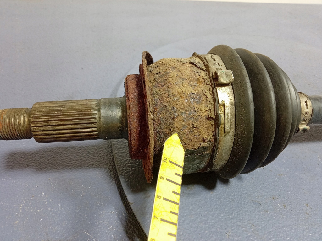 Suzuki swift mk7 sport 1.6 136 km приводной вал перед левая передняя 44102h70l00 в Украине