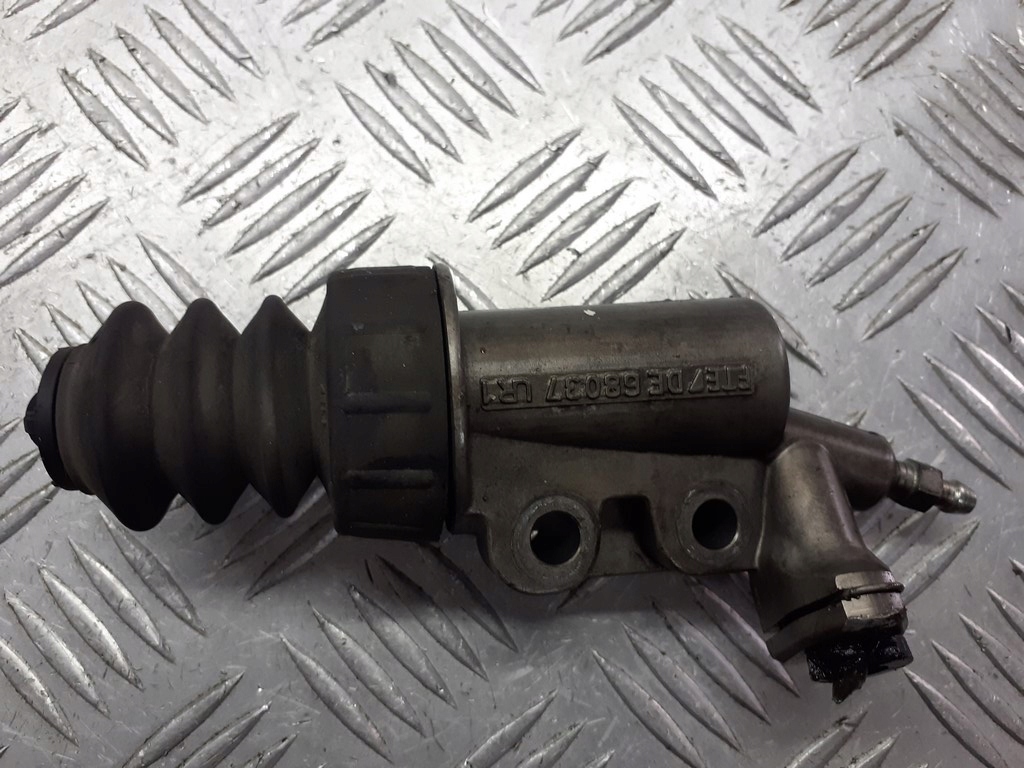 фото №1, Цилиндр сцепления mazda 5 2.0 cd cc30-41-920