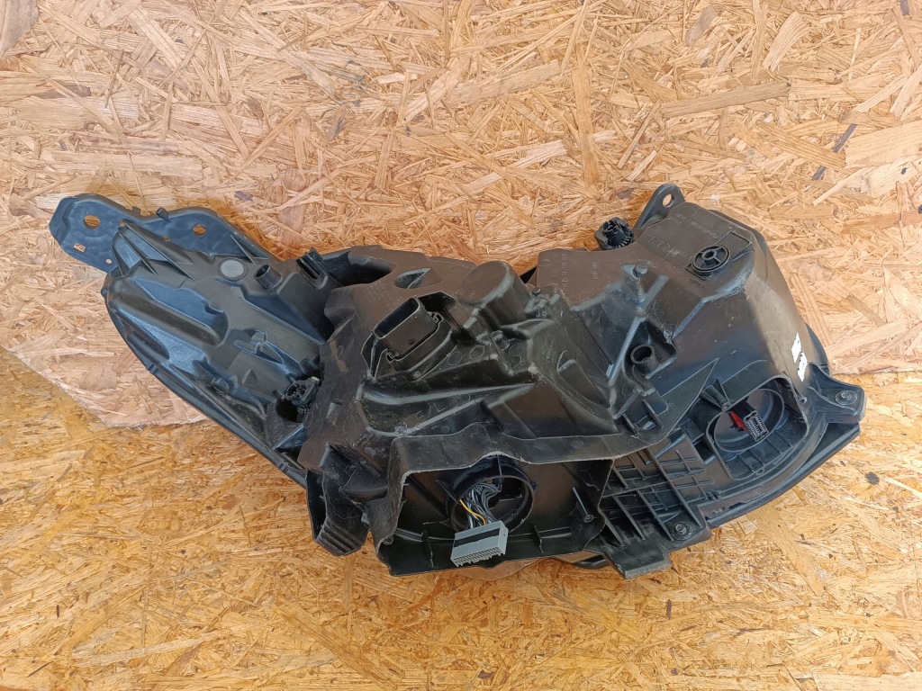 Фара лівий перед фара європа  em2b-13w030-ch ford s-max 2 mk2 full led Зі Шроту