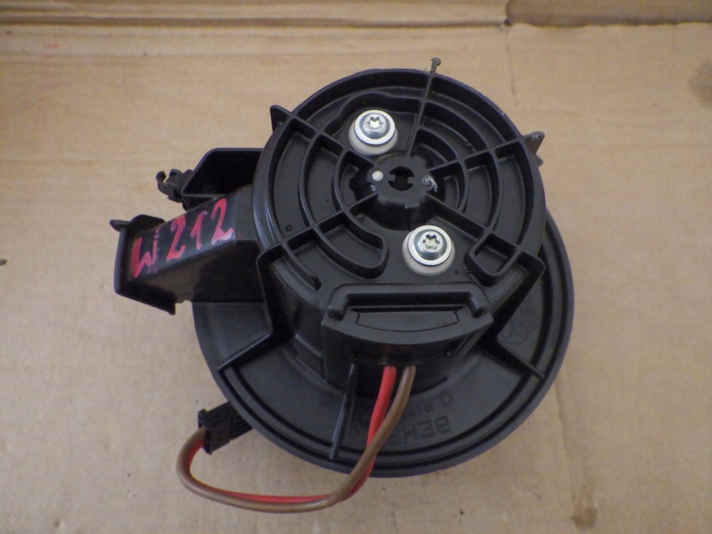 фото №1, Вентилятор вентилятор v7771001 mercedes w204