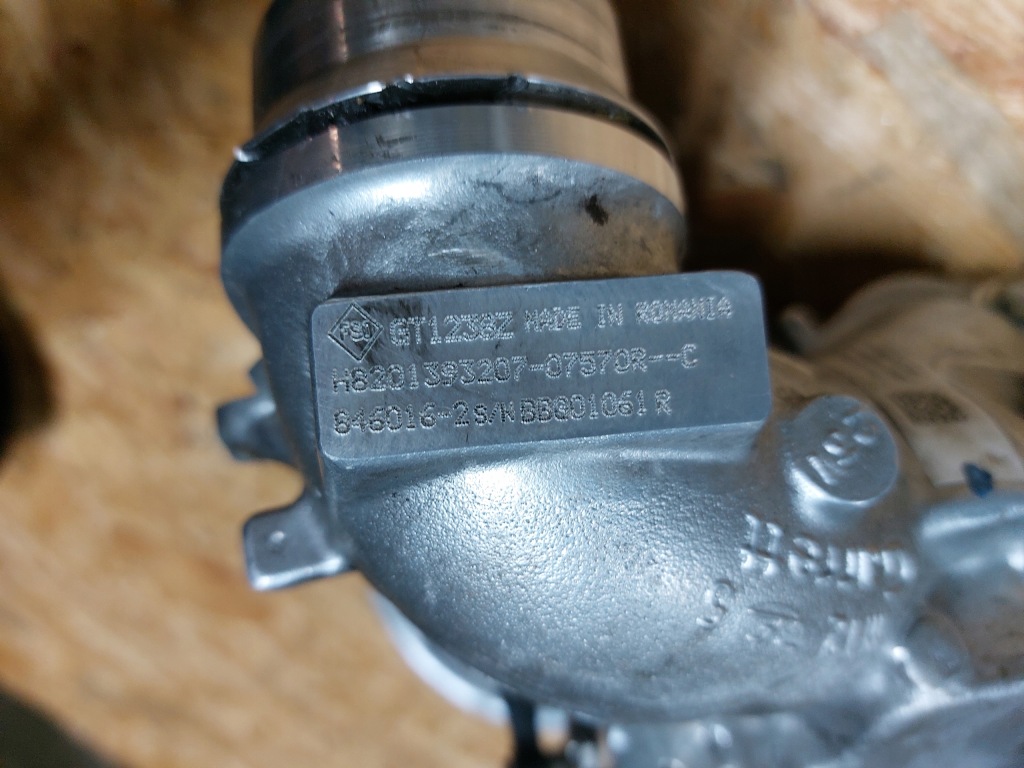 Renault kadjar captur megane 1.3 tce 130km 20/21r турбонагнетатель турбина Недорого