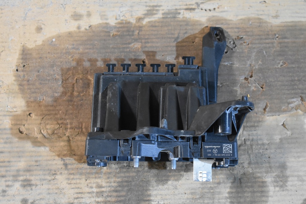 фото №1, Idealny розподільник струму коробка запобіжників mercedes w223 1