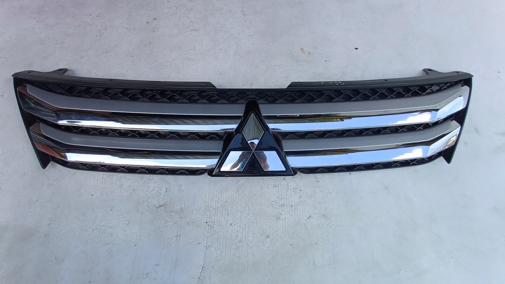 фото №1, Mitsubishi eclipse cross решётка радиатора решётка радиатора 2017