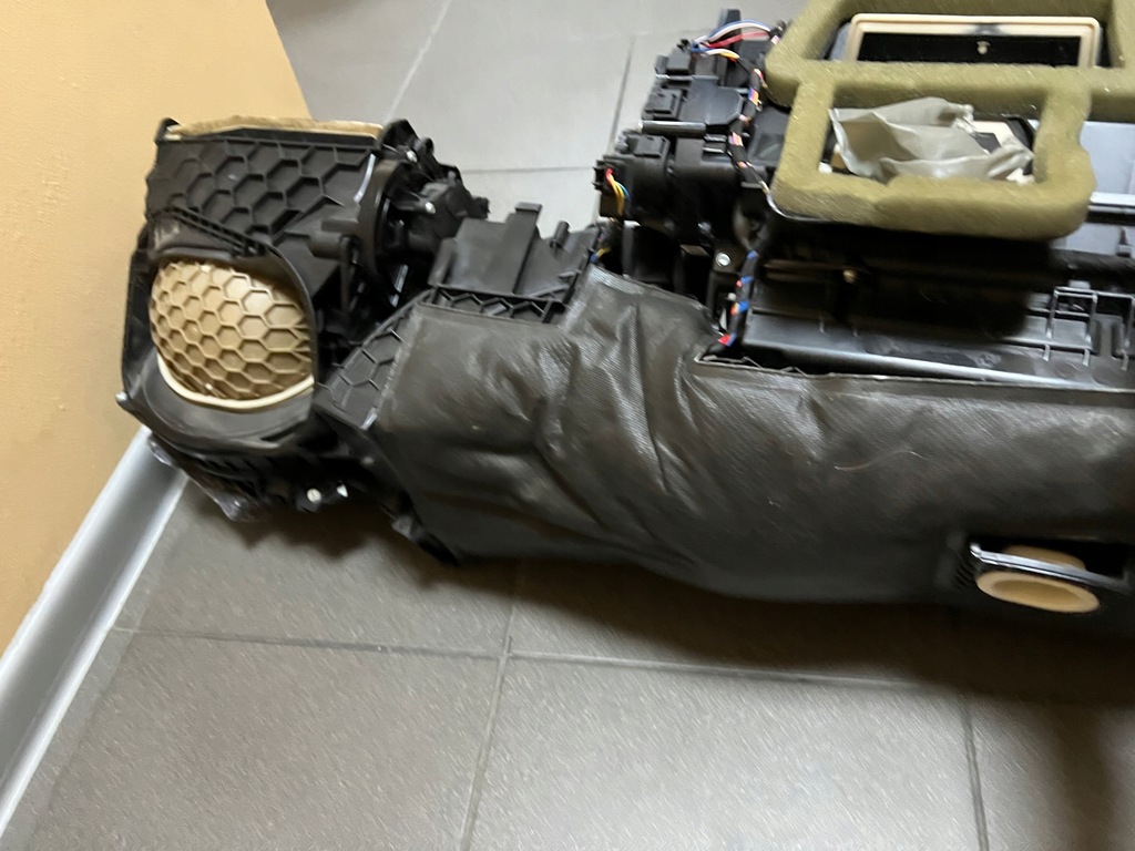 фото №8, Bmw f30 обігрівач комплектна high 9325142 europa