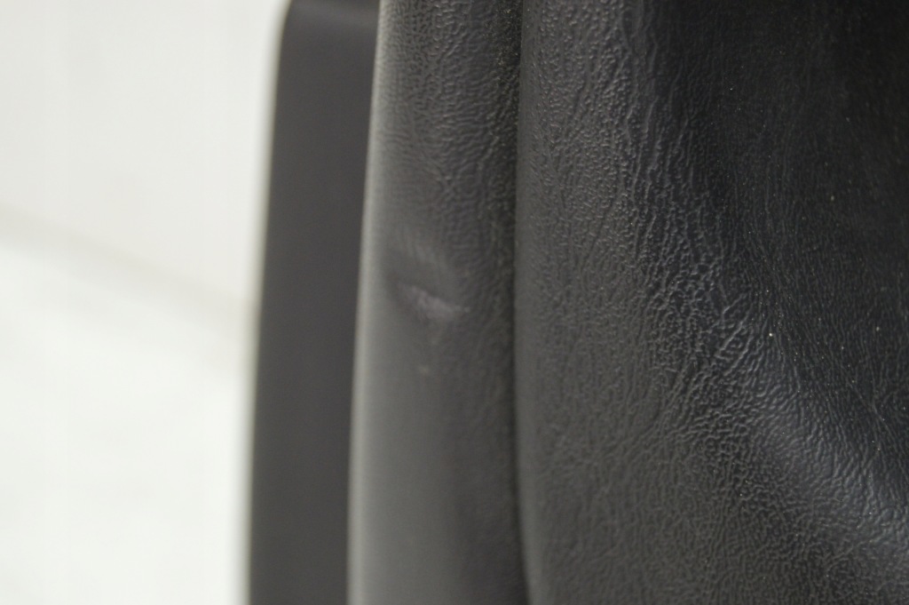 Левый обшивка дверь mercedes sl500 sl r129 po рестайлинг  чёрный в Украине