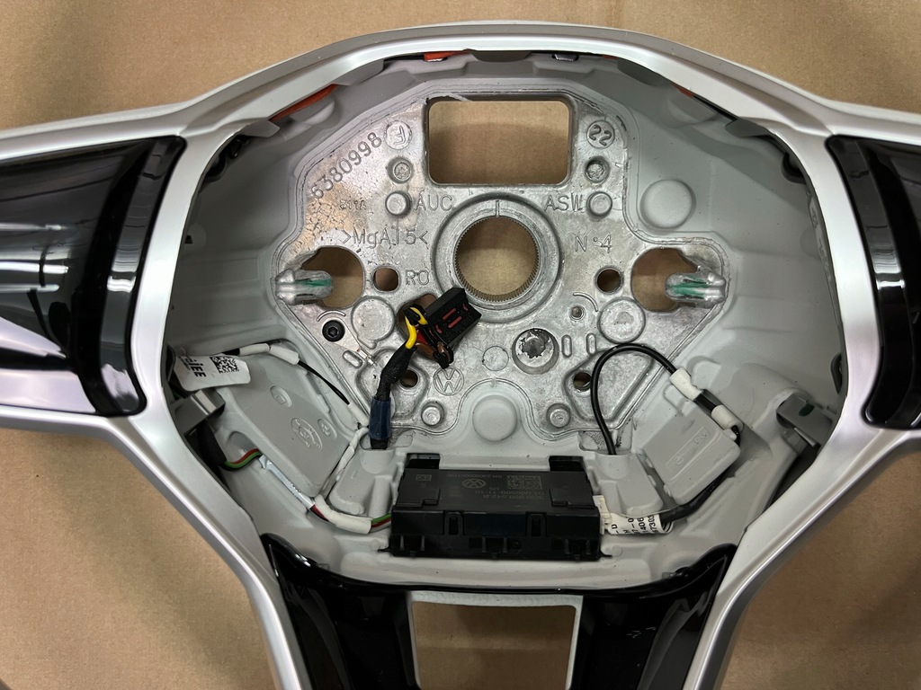 фото №7, Повітропровід vw id.buzz vw id.4 id.5 id.7 1t3880201d 1qa419089 світла шкіра