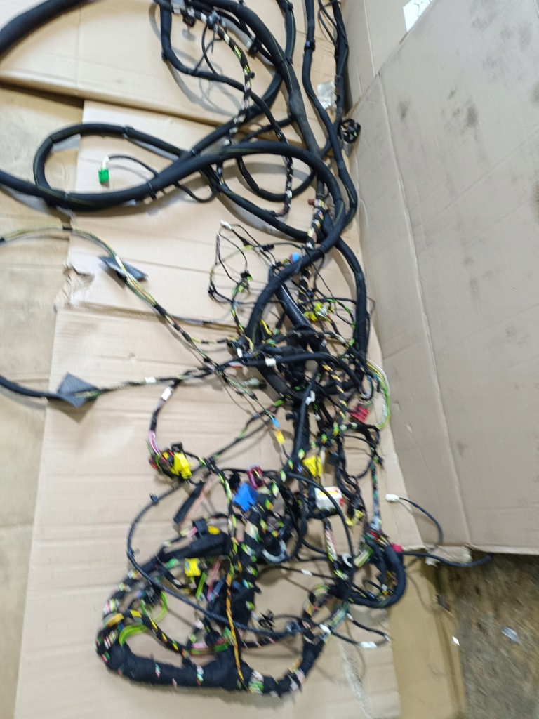 фото №2, Электропроводка салона пассажирский traveler expert iii proace