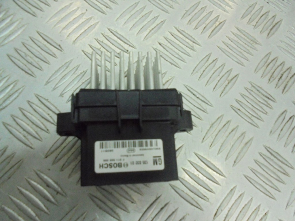 фото №1, Резистор резистор вентилятор opel insignia 2.0 cdti 13503201